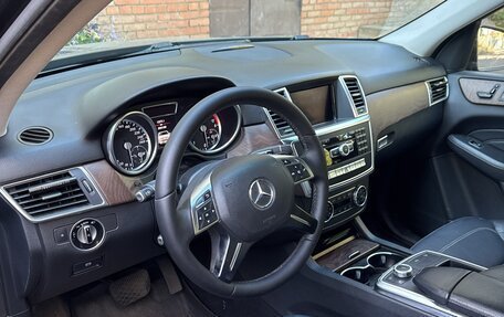 Mercedes-Benz M-Класс, 2015 год, 2 600 000 рублей, 8 фотография