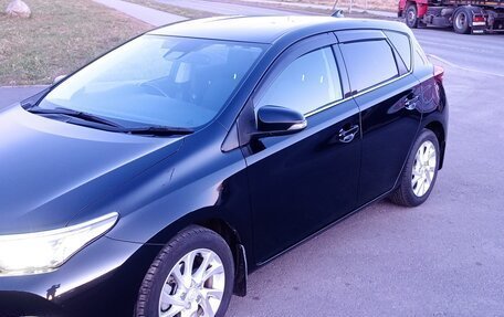 Toyota Auris II, 2015 год, 1 400 000 рублей, 4 фотография