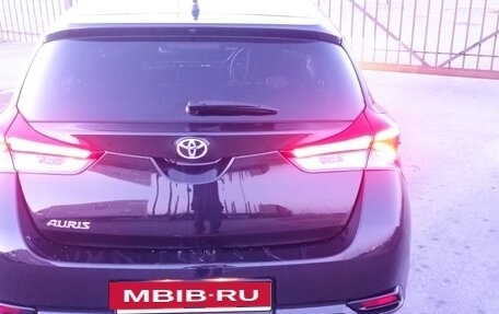 Toyota Auris II, 2015 год, 1 400 000 рублей, 7 фотография