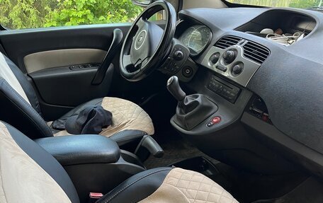 Renault Kangoo II рестайлинг, 2011 год, 590 000 рублей, 4 фотография