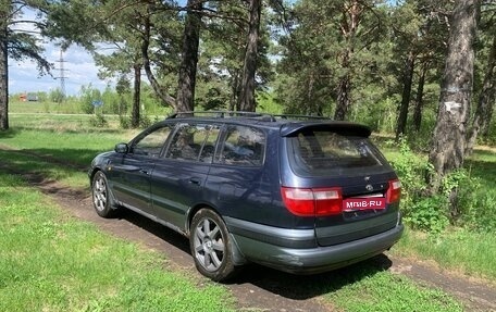 Toyota Caldina, 1995 год, 390 000 рублей, 1 фотография