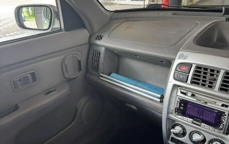Nissan Cube II, 2001 год, 245 000 рублей, 11 фотография