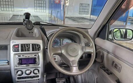 Nissan Cube II, 2001 год, 245 000 рублей, 8 фотография