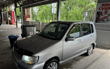 Nissan Cube II, 2001 год, 245 000 рублей, 18 фотография