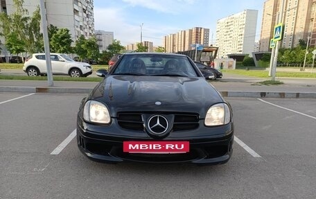 Mercedes-Benz SLK-Класс, 2001 год, 800 000 рублей, 2 фотография