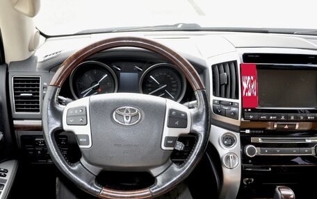 Toyota Land Cruiser 200, 2015 год, 4 800 000 рублей, 9 фотография
