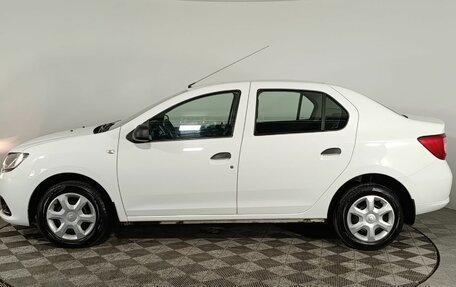 Renault Logan II, 2015 год, 850 000 рублей, 3 фотография