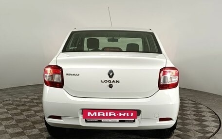 Renault Logan II, 2015 год, 850 000 рублей, 4 фотография