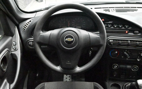Chevrolet Niva I рестайлинг, 2017 год, 800 000 рублей, 12 фотография