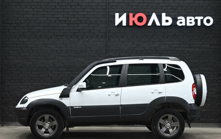 Chevrolet Niva I рестайлинг, 2017 год, 800 000 рублей, 8 фотография