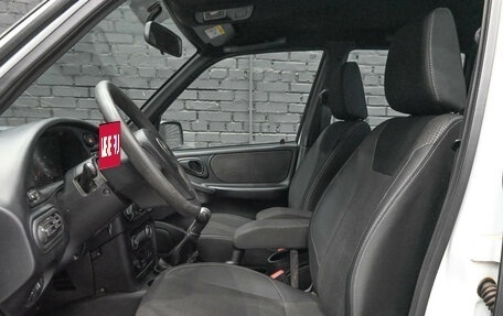 Chevrolet Niva I рестайлинг, 2017 год, 800 000 рублей, 17 фотография