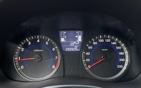 Hyundai Solaris II рестайлинг, 2014 год, 880 000 рублей, 13 фотография