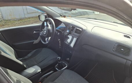 Volkswagen Polo VI (EU Market), 2014 год, 700 000 рублей, 6 фотография