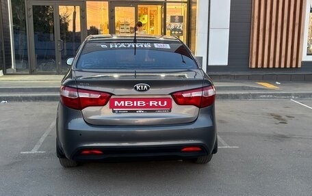 KIA Rio III рестайлинг, 2013 год, 750 000 рублей, 2 фотография
