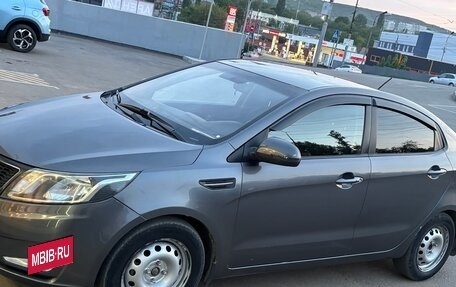 KIA Rio III рестайлинг, 2013 год, 750 000 рублей, 4 фотография
