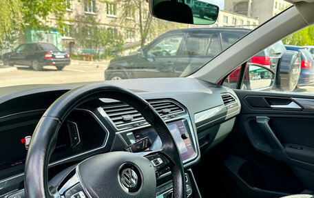 Volkswagen Tiguan II, 2018 год, 3 200 000 рублей, 8 фотография