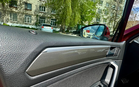 Volkswagen Tiguan II, 2018 год, 3 200 000 рублей, 14 фотография