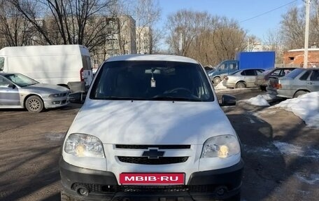 Chevrolet Niva I рестайлинг, 2016 год, 725 000 рублей, 1 фотография