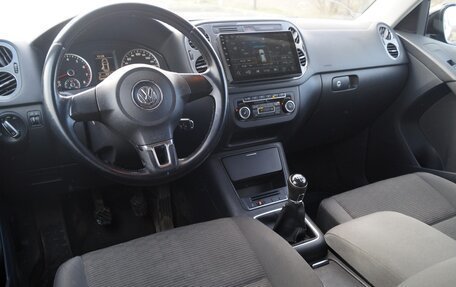 Volkswagen Tiguan I, 2012 год, 980 000 рублей, 10 фотография