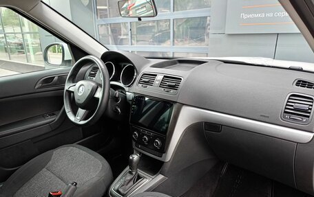 Skoda Yeti I рестайлинг, 2014 год, 1 279 700 рублей, 6 фотография