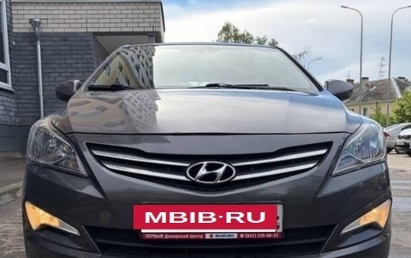 Hyundai Solaris II рестайлинг, 2015 год, 997 000 рублей, 8 фотография
