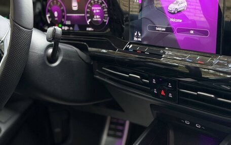 Volkswagen Golf VII, 2021 год, 3 300 000 рублей, 22 фотография