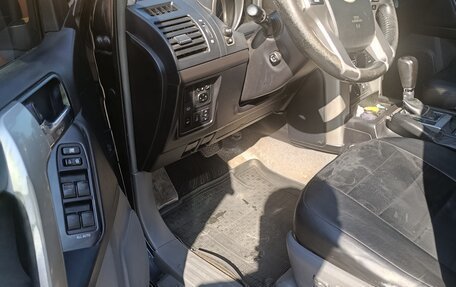 Toyota Land Cruiser Prado 150 рестайлинг 2, 2012 год, 2 700 000 рублей, 9 фотография