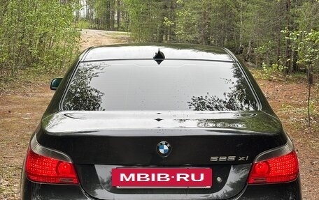 BMW 5 серия, 2007 год, 1 000 000 рублей, 2 фотография