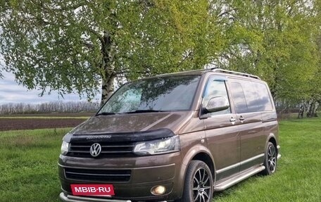 Volkswagen Multivan T5, 2015 год, 2 650 000 рублей, 5 фотография