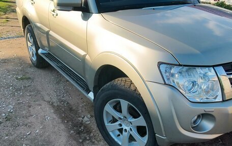 Mitsubishi Pajero IV, 2012 год, 2 000 000 рублей, 3 фотография