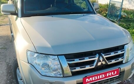 Mitsubishi Pajero IV, 2012 год, 2 000 000 рублей, 2 фотография