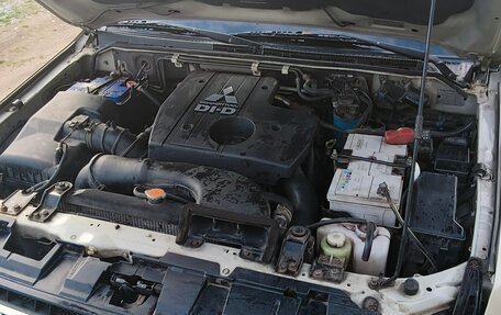 Mitsubishi Pajero IV, 2012 год, 2 000 000 рублей, 13 фотография