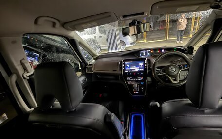 Nissan Serena IV, 2019 год, 2 800 000 рублей, 4 фотография