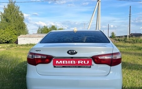 KIA Rio III рестайлинг, 2013 год, 900 000 рублей, 9 фотография