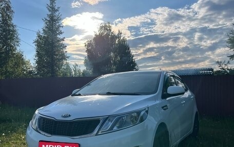 KIA Rio III рестайлинг, 2013 год, 900 000 рублей, 7 фотография