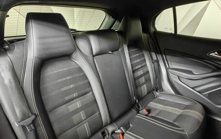 Mercedes-Benz GLA, 2019 год, 2 293 000 рублей, 17 фотография