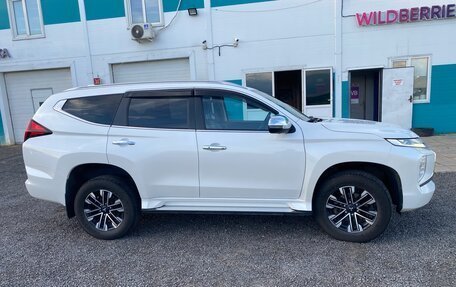 Mitsubishi Pajero Sport III рестайлинг, 2021 год, 4 100 000 рублей, 2 фотография