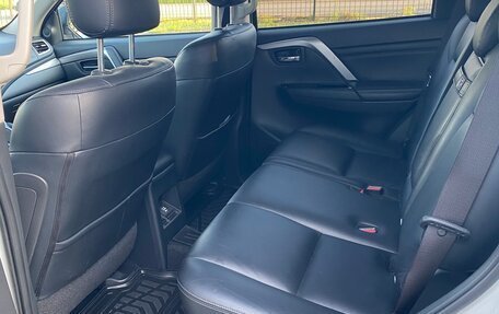 Mitsubishi Pajero Sport III рестайлинг, 2021 год, 4 100 000 рублей, 5 фотография