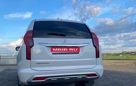 Mitsubishi Pajero Sport III рестайлинг, 2021 год, 4 100 000 рублей, 3 фотография