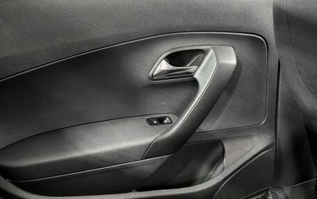 Volkswagen Polo VI (EU Market), 2016 год, 1 100 000 рублей, 15 фотография