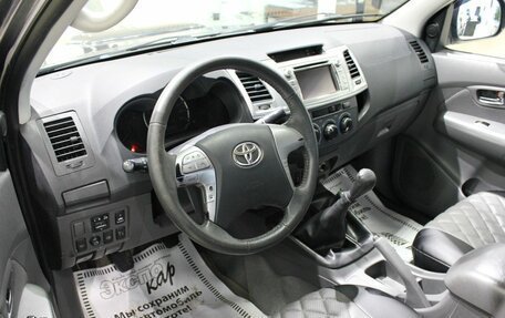 Toyota Hilux VII, 2012 год, 1 375 000 рублей, 11 фотография