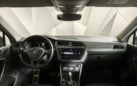 Volkswagen Tiguan II, 2019 год, 2 193 000 рублей, 14 фотография