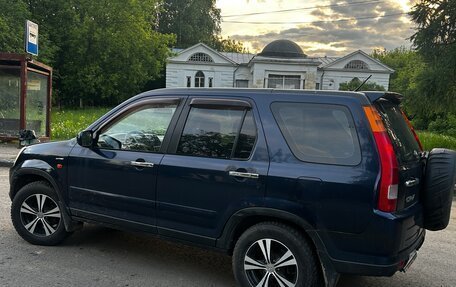 Honda CR-V II рестайлинг, 2004 год, 740 000 рублей, 1 фотография