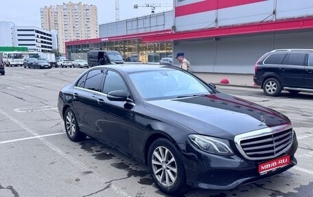 Mercedes-Benz E-Класс, 2016 год, 1 650 000 рублей, 1 фотография