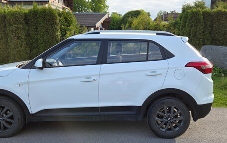 Hyundai Creta I рестайлинг, 2021 год, 1 800 000 рублей, 6 фотография