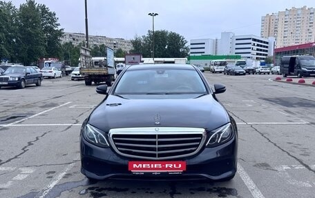 Mercedes-Benz E-Класс, 2016 год, 1 650 000 рублей, 8 фотография
