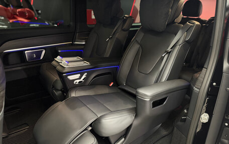 Mercedes-Benz V-Класс, 2026 год, 14 000 000 рублей, 3 фотография