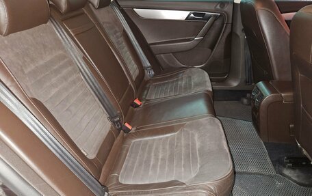 Volkswagen Passat B7, 2011 год, 1 049 000 рублей, 13 фотография