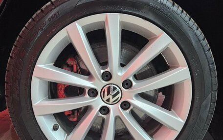 Volkswagen Passat B7, 2011 год, 1 049 000 рублей, 22 фотография