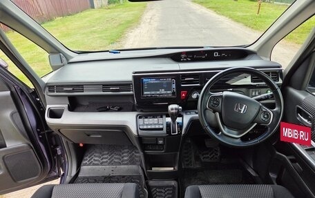 Honda Stepwgn IV, 2015 год, 1 910 000 рублей, 17 фотография